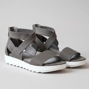 Eileen Fisher NEW without Tag Grey Strappy Sandals Size 8.5